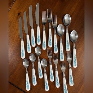 Vintage Corelle Blue Velvet Roses Pattern Cutlery Set